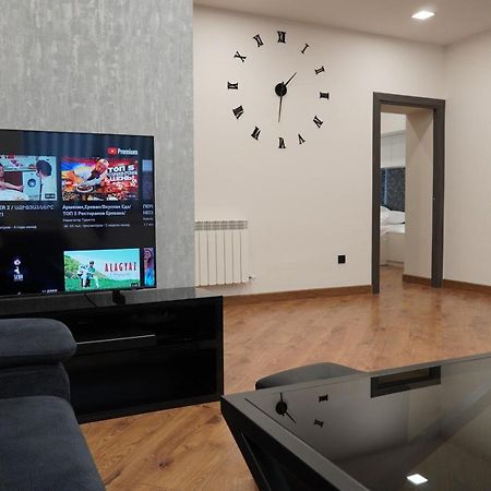Lovely, Newly Remodeled Apartment In Yerevan! Exteriér fotografie
