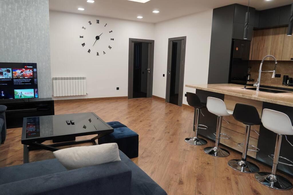 Lovely, Newly Remodeled Apartment In Yerevan! Exteriér fotografie