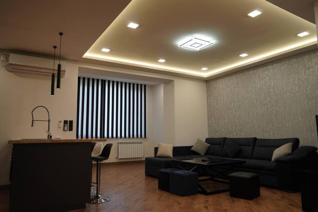 Lovely, Newly Remodeled Apartment In Yerevan! Exteriér fotografie